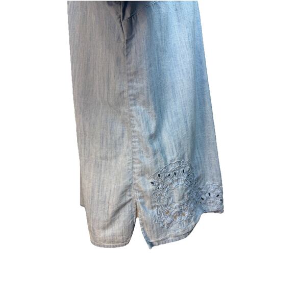 Chicos Women's Tunic Sz 2 L/12 Light Blue 3/4 Sleeves Embroidered Hem Feminine - Picture 6 of 15